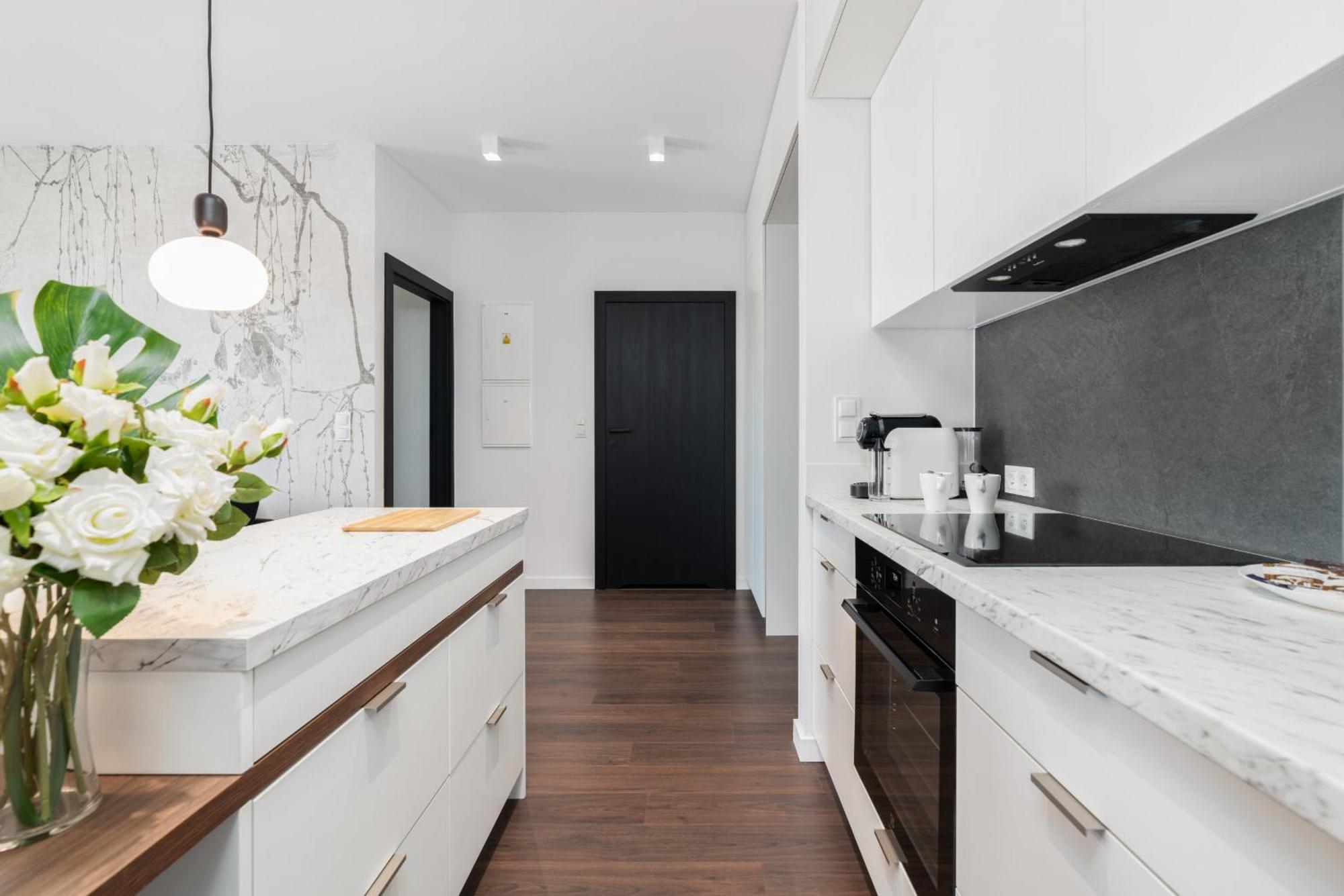 Stylish & Comfy Garbary Apartments With Parking By Noclegi Renters Posen Exterior foto