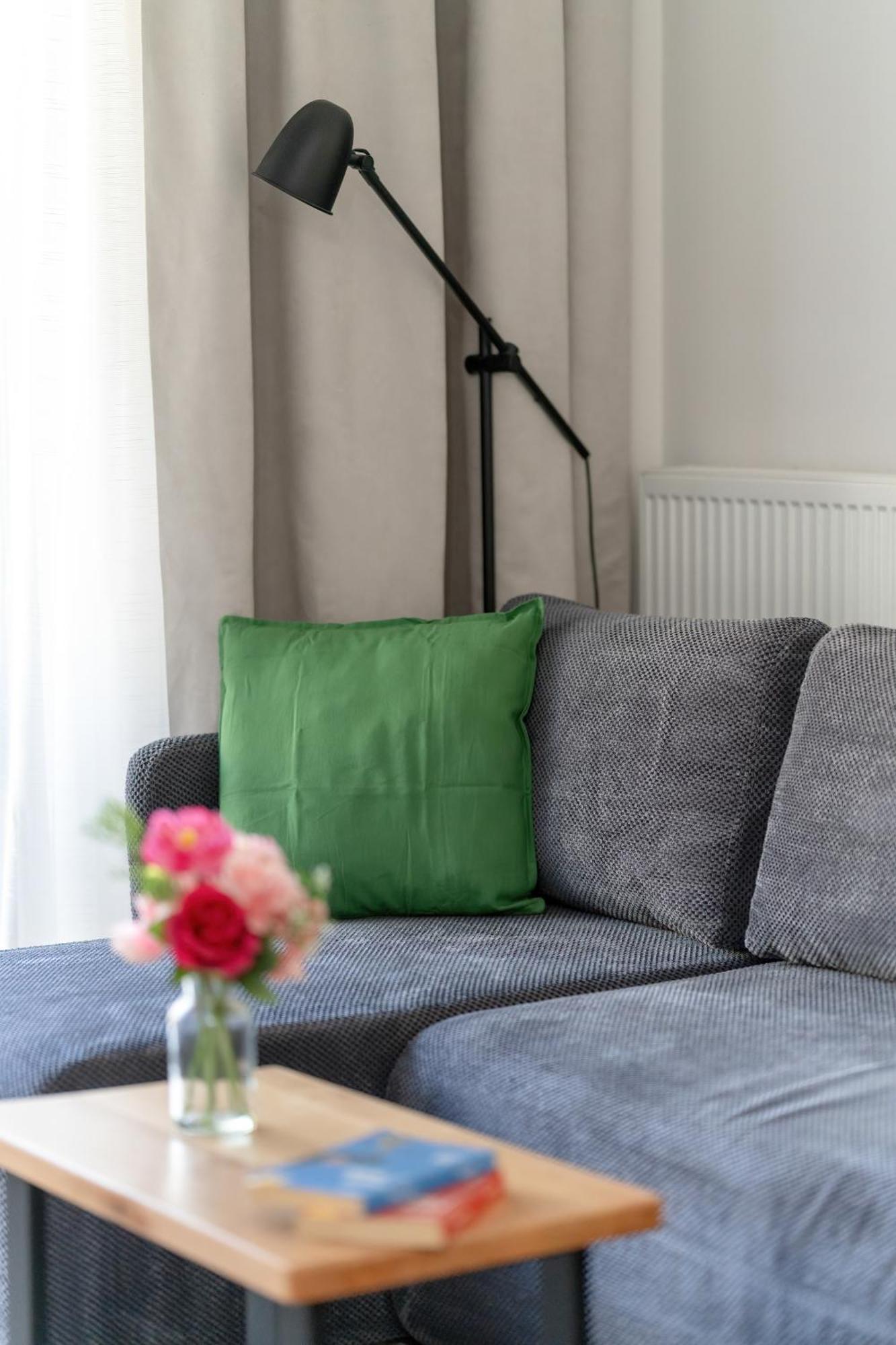Stylish & Comfy Garbary Apartments With Parking By Noclegi Renters Posen Exterior foto